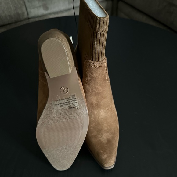 KINLEY BOOTS - Picture 2 of 5